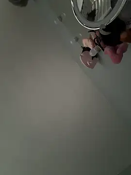 BeeMay22 online show from 03/04/26, 11:38