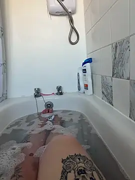 BeeMay22 online show from 04/07/26, 09:21