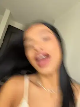 Bella Smithe online show from 04/13/26, 02:22