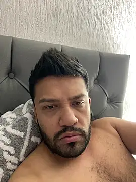 Snapshot of leonartho223 chatting on 03/02/26, 03:30 leonartho223 online show from 03/02/26, 03:30