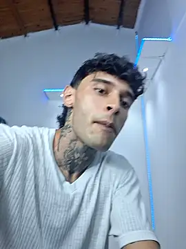 Snapshot of yourxcyberxangel chatting on 03/02/26, 02:58 yourxcyberxangel online show from 03/02/26, 02:58