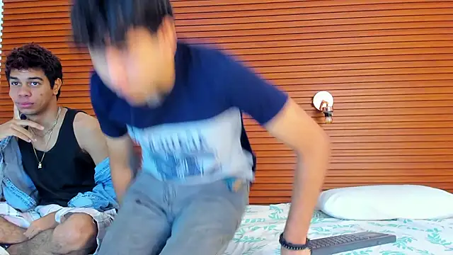 peakk twiinns online show from 03/05/26, 11:17