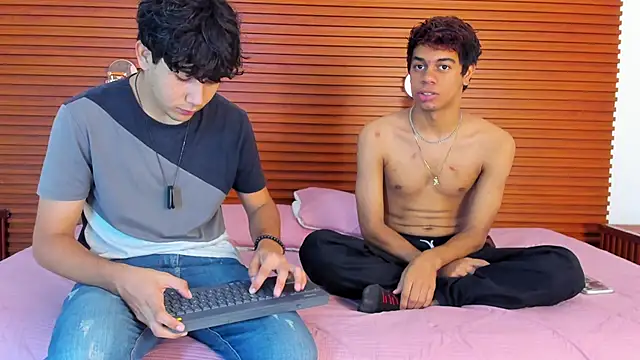 peakk twiinns online show from 03/13/26, 11:28