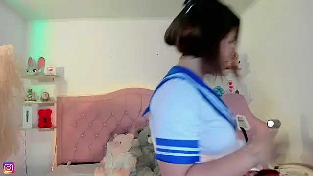 Zoe Luxxe  online show from 03/07/26, 09:01