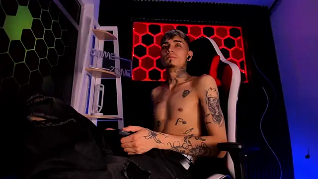 Max Hader  online show from 04/08/26, 03:17