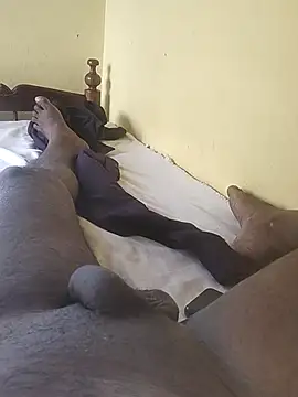 Snapshot of lovelycouples95 chatting on 03/02/26, 11:17 lovelycouples95 online show from 03/02/26, 11:17