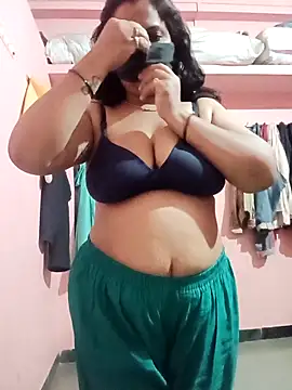 Miss-Dolly07 online show from 04/24/26, 03:14