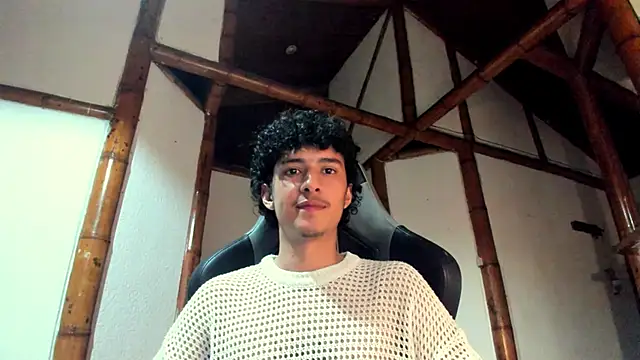 Snapshot of santi_young_twink chatting on 03/05/26, 06:09 santi young twink online show from 03/05/26, 06:09