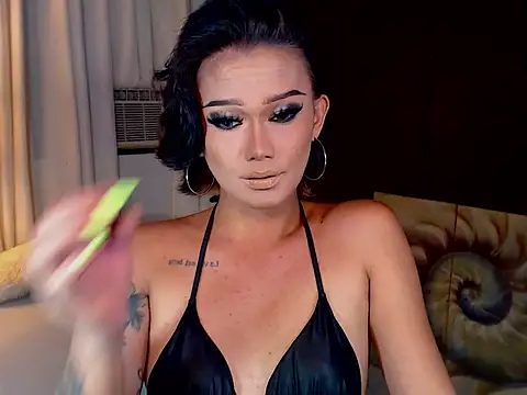 xXLustFullTransXx online show from 03/19/26, 01:31