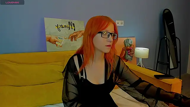 Emma Dusk online show from 03/09/26, 09:02