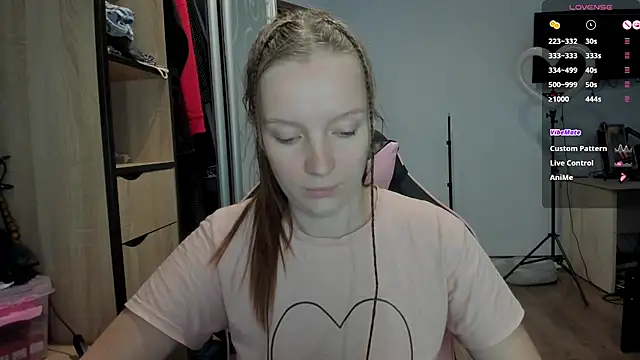 Mary Blu online show from 10/12/25, 09:08