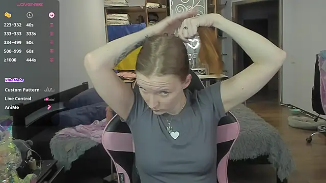 Mary Blu online show from 11/27/25, 04:20