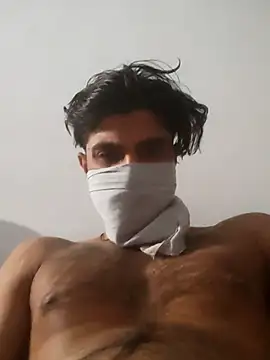 Snapshot of cooldude6939 chatting on 03/03/26, 05:52 cooldude6939 online show from 03/03/26, 05:52