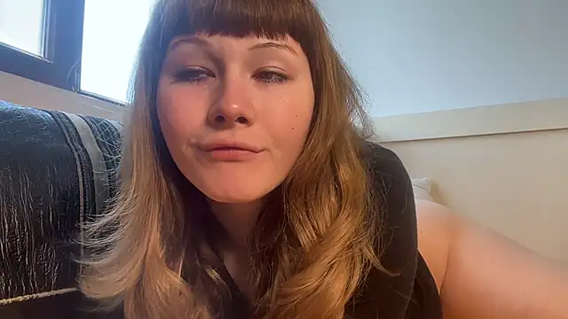Snapshot of AlexaGudz chatting on 06/02/26, 10:39 AlexaGudz online show from 06/02/26, 10:39