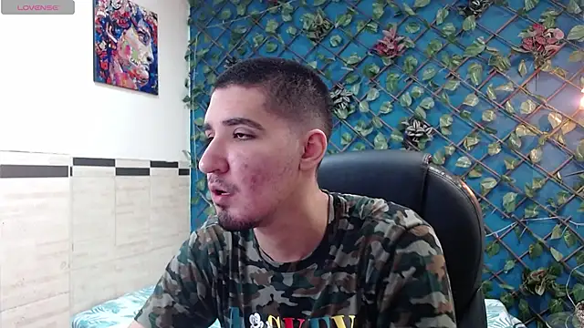 Roccoallegeri online show from 04/21/26, 12:00