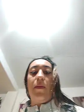 Im Luuu online show from 04/18/26, 11:03