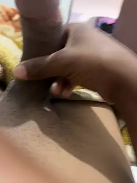 Snapshot of ohnovim chatting on 07/20/26, 11:45 ohnovim online show from 07/20/26, 11:45
