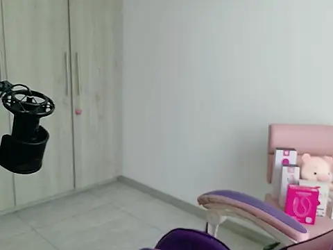 SarahMoonXO online show from 03/11/26, 05:08