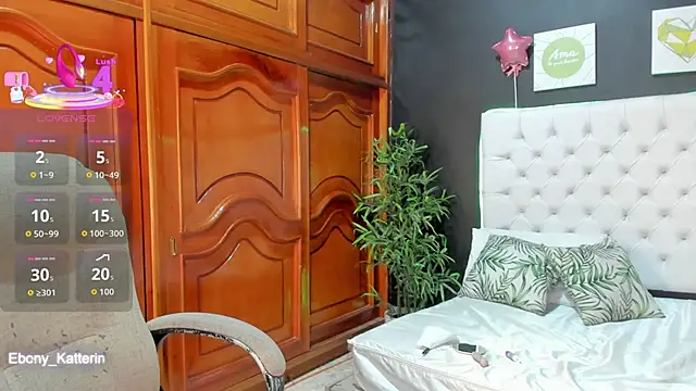 ebony katterin online show from 04/28/26, 12:32