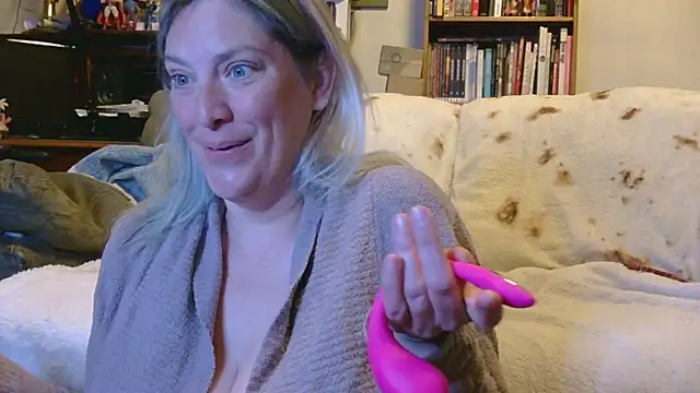 MistyMountains96 online show from 04/02/26, 03:15