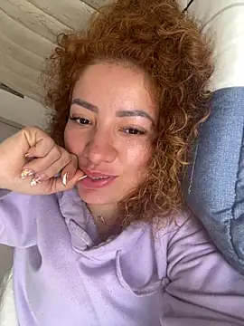 BlossomNicol online show from 04/05/26, 04:48