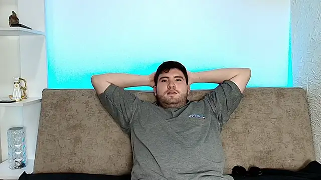 Snapshot of Eros_Divinorum chatting on 03/02/26, 06:15 Eros Divinorum online show from 03/02/26, 06:15