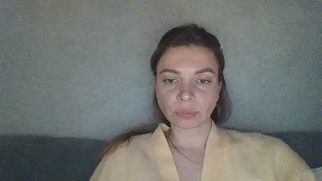 Luna2547 online show from 04/07/26, 05:46