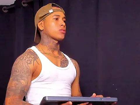 tyler bell  online show from 03/04/26, 02:01