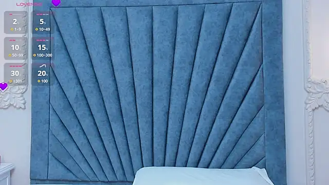 Leandra-Johnson online show from 04/01/26, 01:41