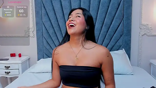 Leandra-Johnson online show from 04/27/26, 01:31