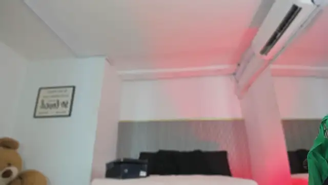 Snapshot of ashvalentine_ chatting on 07/17/26, 07:41 ashvalentine online show from 07/17/26, 07:41