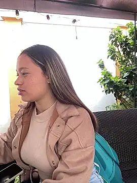 Baby Pink Love online show from 03/25/26, 04:46