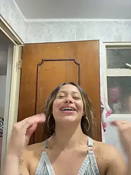 Baby Pink Love online show from 05/05/26, 02:52