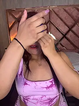 Cherry Charlottee online show from 03/12/26, 07:31