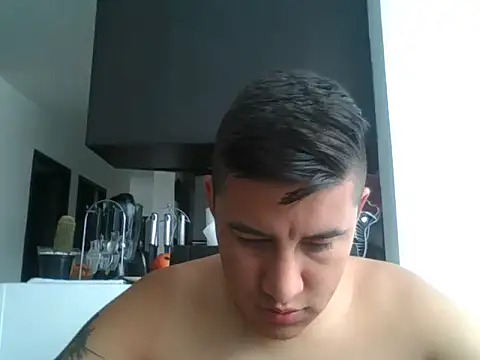 Snapshot of Sneyd10 chatting on 03/04/26, 02:34 Sneyd10 online show from 03/04/26, 02:34