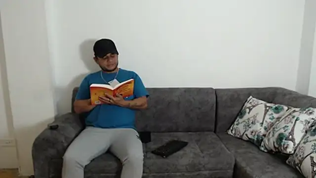 sex house47 online show from 03/05/26, 05:20