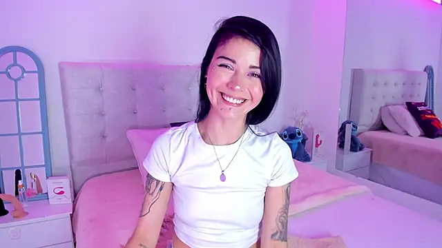 Vanessa cruz 18 online show from 04/11/26, 10:58