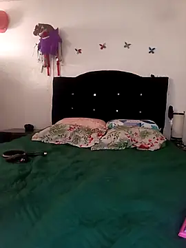 naomi unu online show from 03/27/26, 05:34