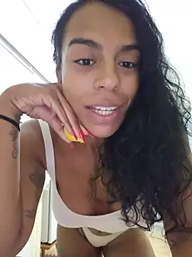 Snapshot of daniellels91 chatting on 07/02/26, 01:05 daniellels91 online show from 07/02/26, 01:05