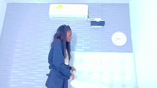 pervert shydoll1 online show from 04/14/26, 03:23