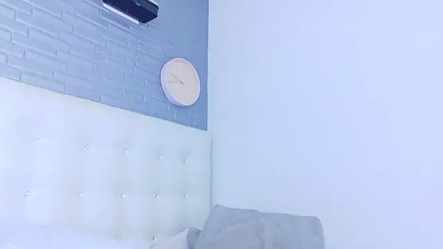 pervert shydoll1 online show from 05/14/26, 03:13