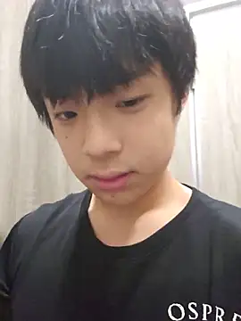 Snapshot of ovo0810 chatting on 05/14/26, 11:06 ovo0810 online show from 05/14/26, 11:06