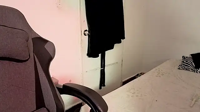 kcleiton online show from 04/15/26, 06:09