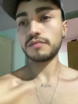 Lucasss2204 online show from 03/16/26, 05:44