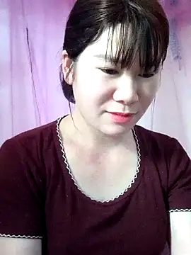 Snapshot of Bondgirl_9 chatting on 05/07/26, 08:09 Bondgirl 9 online show from 05/07/26, 08:09