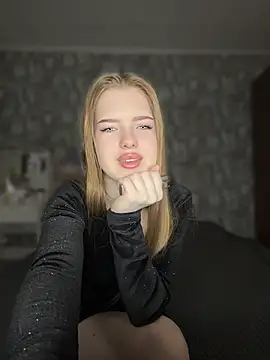 KayShaw online show from 04/10/26, 05:23