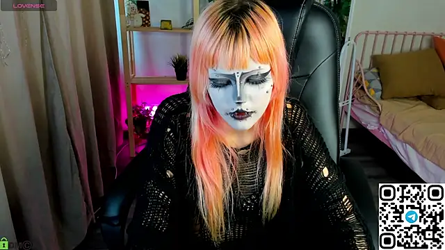 Necucuby online show from 05/18/26, 08:09