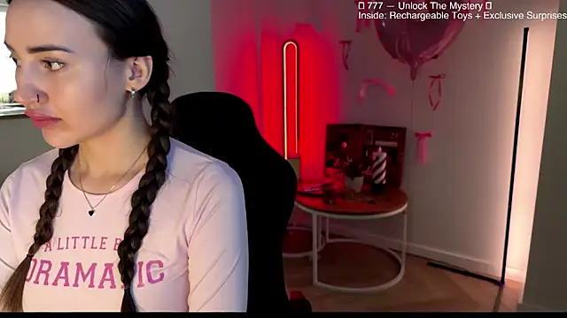 Lilith Lure online show from 03/25/26, 05:46