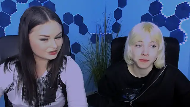 miss courtney  online show from 04/20/26, 08:50