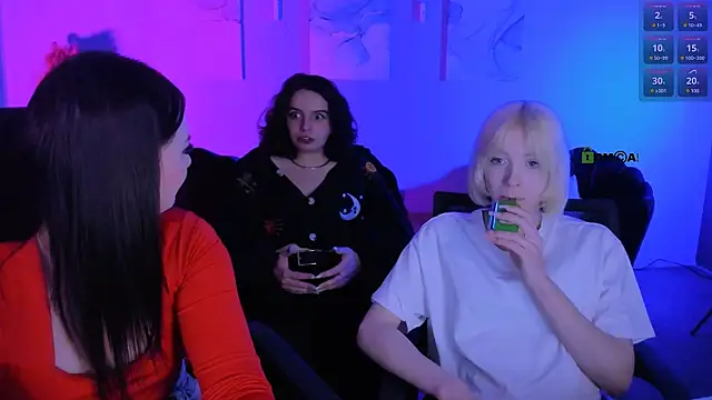 miss courtney  online show from 04/23/26, 11:53